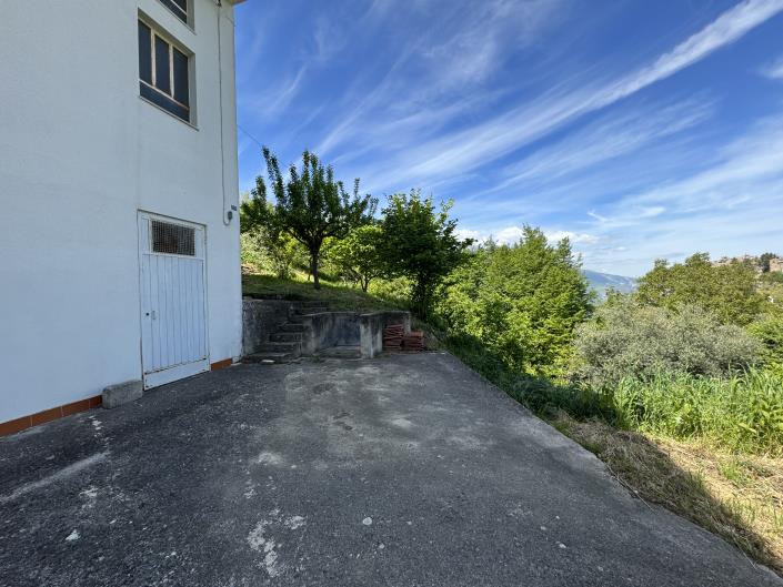 Image No.28-2 Bed Townhouse for sale