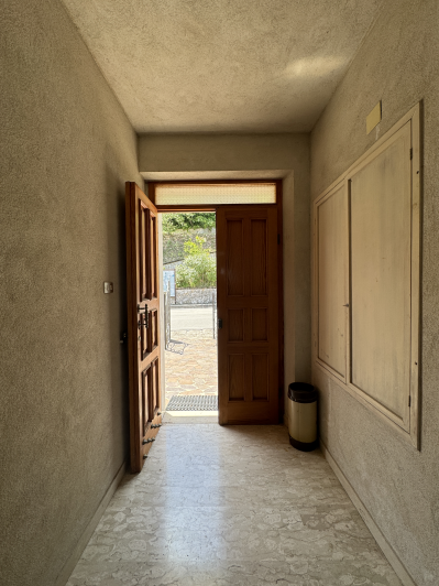 Image No.5-2 Bed Townhouse for sale