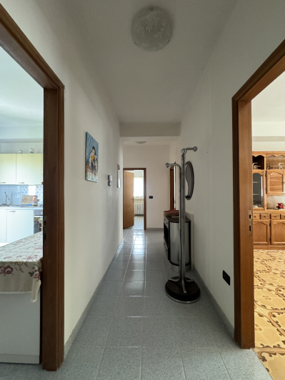 Image No.9-2 Bed Townhouse for sale