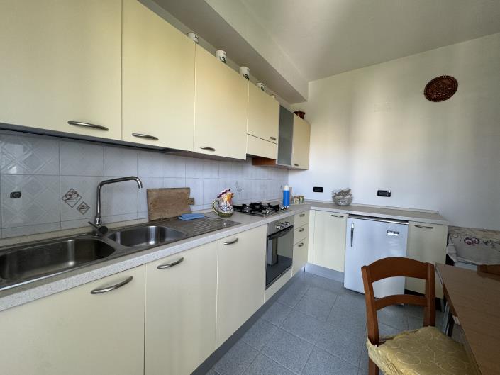 Image No.18-2 Bed Townhouse for sale