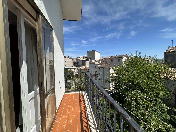 Image No.21-2 Bed Townhouse for sale