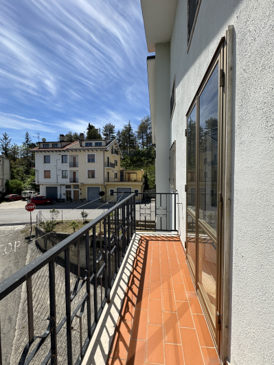 Image No.44-2 Bed Townhouse for sale