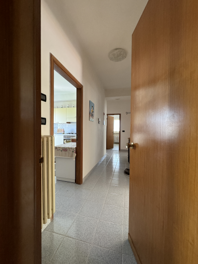 Image No.8-2 Bed Townhouse for sale