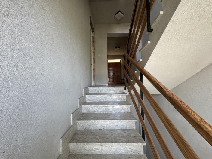 Image No.52-2 Bed Townhouse for sale