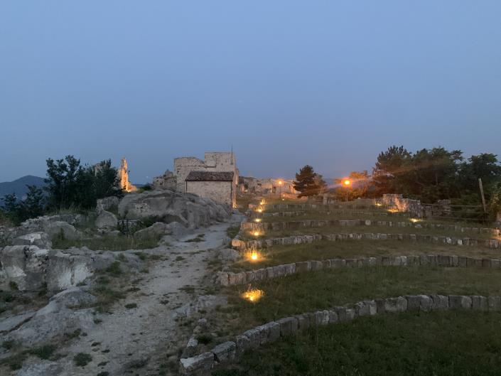 Image No.60-2 Bed Townhouse for sale