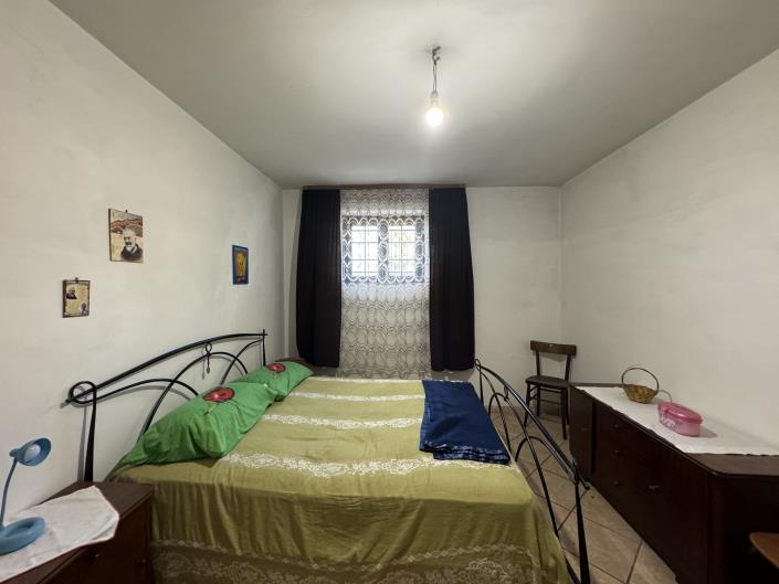 Image No.12-6 Bed Villa for sale