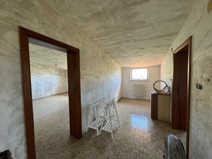 Image No.31-6 Bed Villa for sale