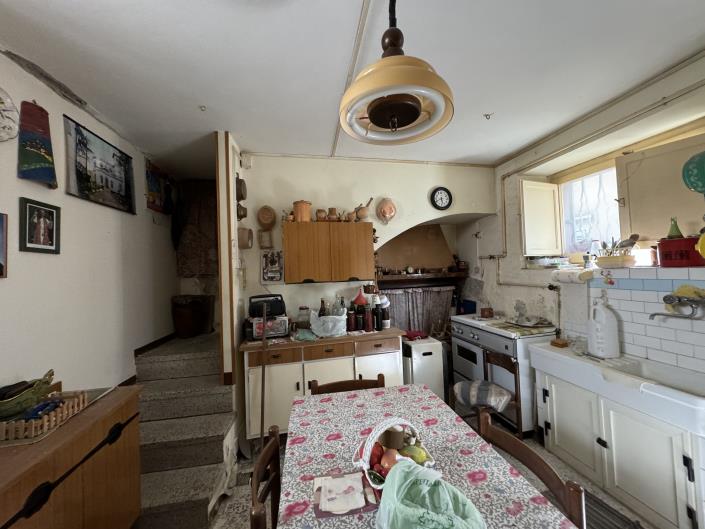 Image No.9-2 Bed House for sale