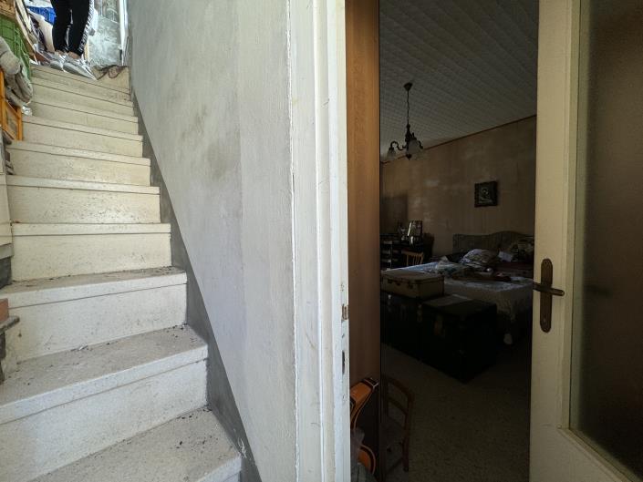 Image No.23-2 Bed House for sale