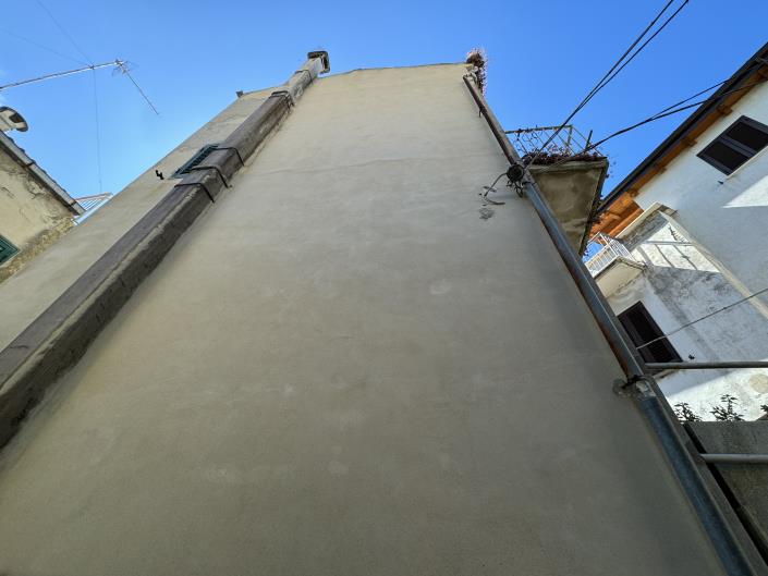 Image No.37-2 Bed House for sale