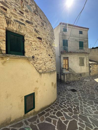 Image No.3-2 Bed House for sale