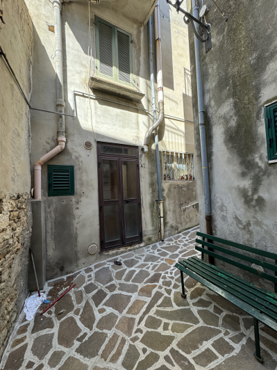 Image No.52-2 Bed House for sale