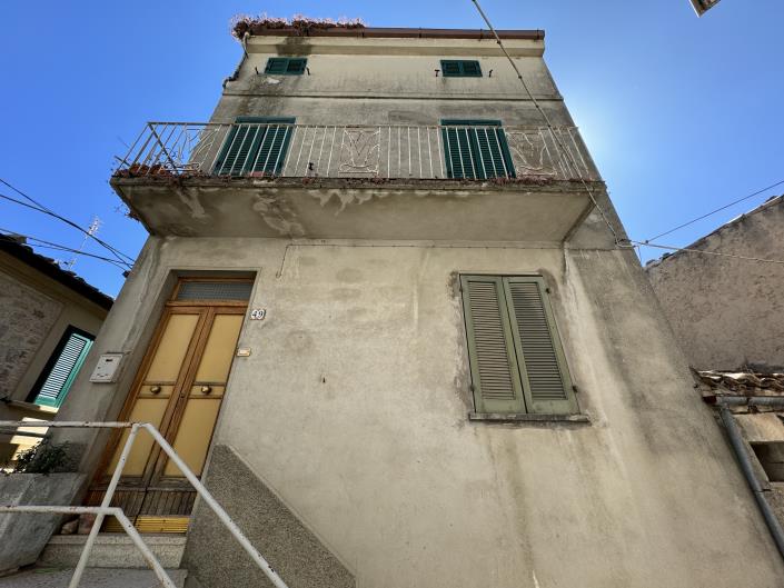 Image No.1-Maison de 2 chambres à vendre à Atessa