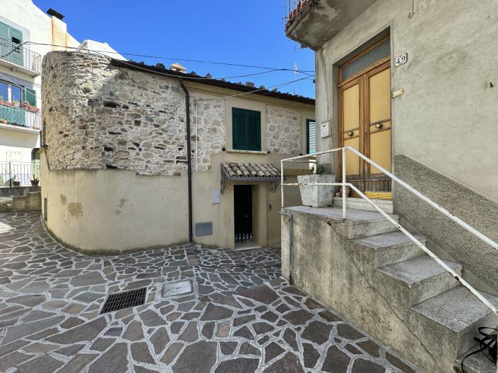 Image No.56-2 Bed House for sale