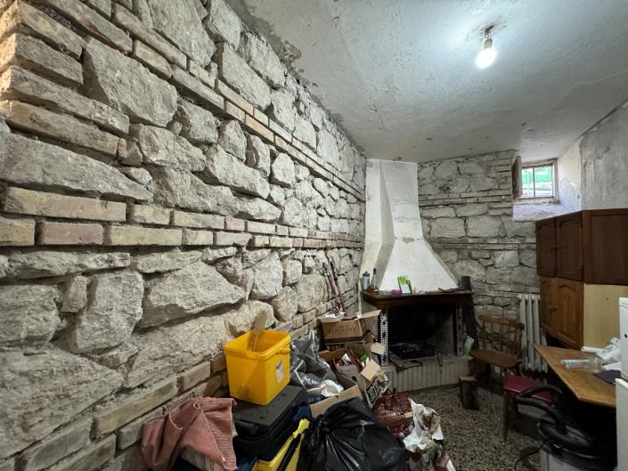 Image No.23-2 Bed Apartment for sale