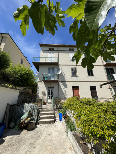 Image No.37-2 Bed Apartment for sale