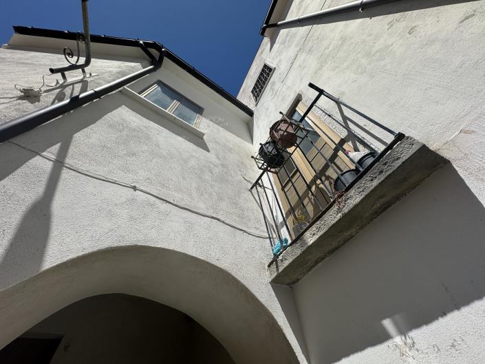 Image No.35-2 Bed Townhouse for sale