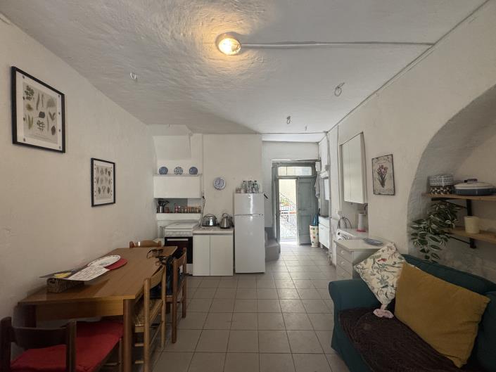 Image No.30-2 Bed Townhouse for sale
