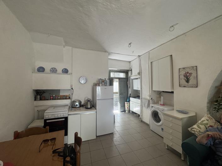Image No.35-2 Bed Townhouse for sale