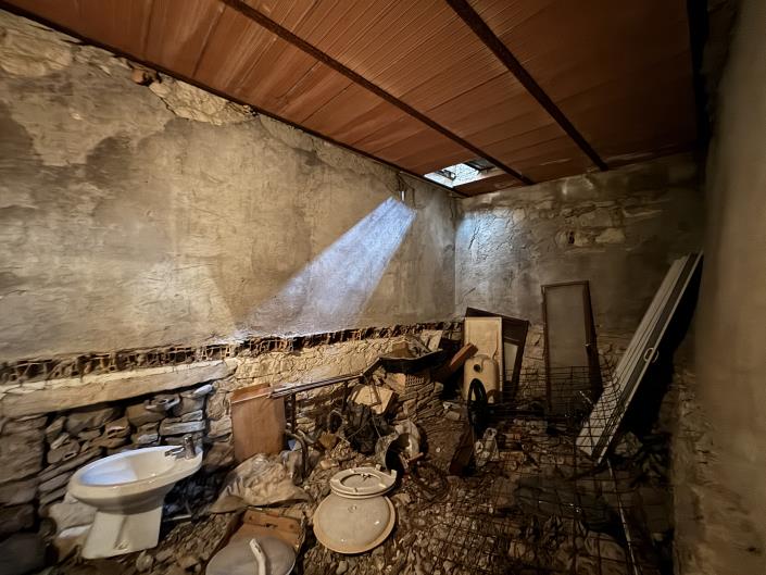 Image No.36-1 Bed Townhouse for sale