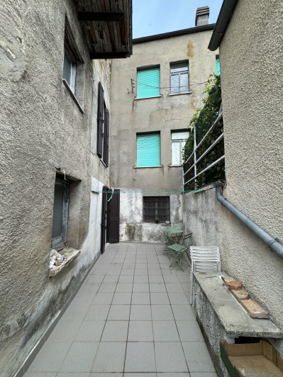 Image No.25-1 Bed Townhouse for sale