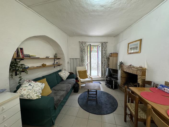 Image No.8-1 Bed Townhouse for sale