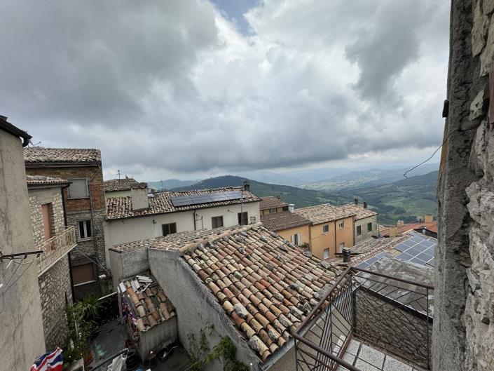 Image No.49-1 Bed Townhouse for sale