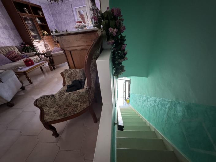 Image No.10-3 Bed Townhouse for sale