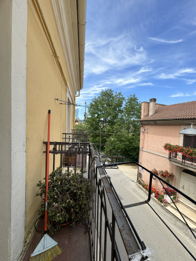 Image No.17-3 Bed Townhouse for sale