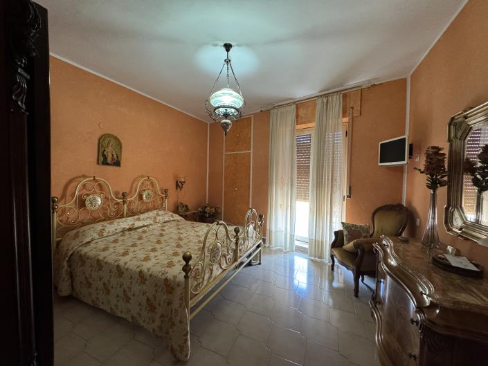 Image No.22-3 Bed Townhouse for sale