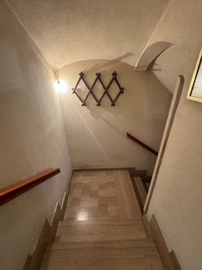 Image No.24-4 Bed Townhouse for sale