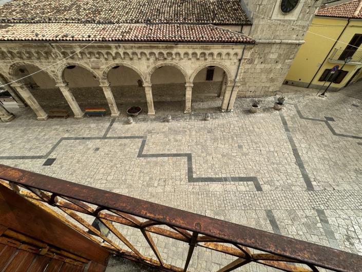 Image No.26-4 Bed Townhouse for sale