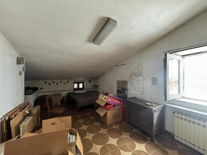 Image No.16-4 Bed Townhouse for sale