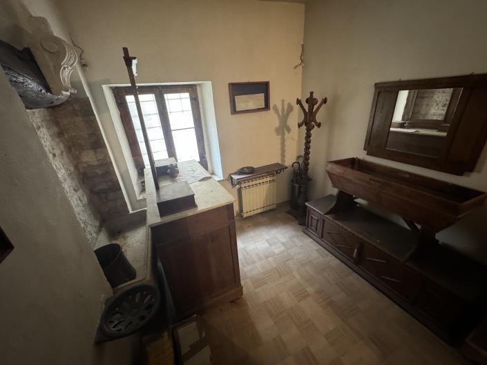 Image No.38-4 Bed Townhouse for sale