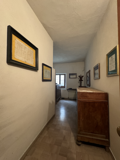 Image No.37-4 Bed Townhouse for sale