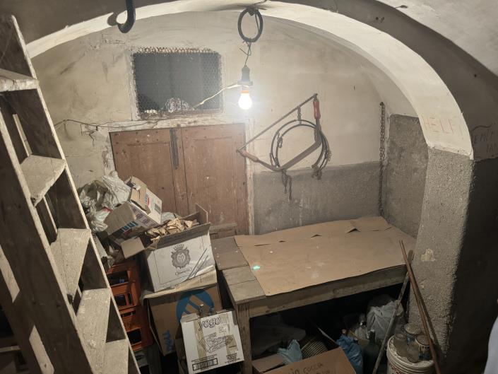 Image No.49-4 Bed Townhouse for sale