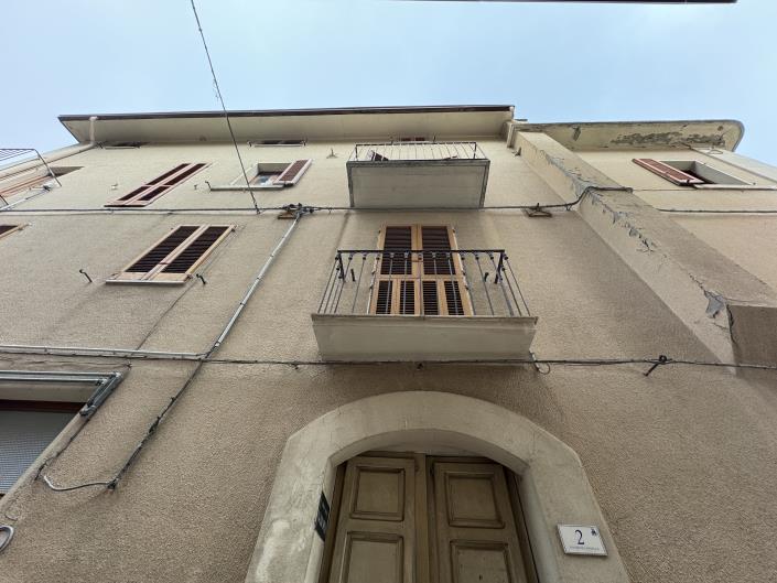 Image No.7-4 Bed Townhouse for sale