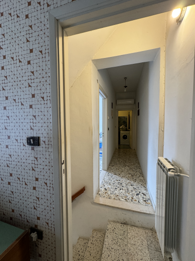 Image No.19-3 Bed Farmhouse for sale