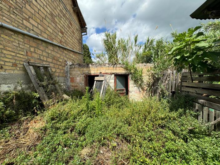 Image No.35-2 Bed Village House for sale