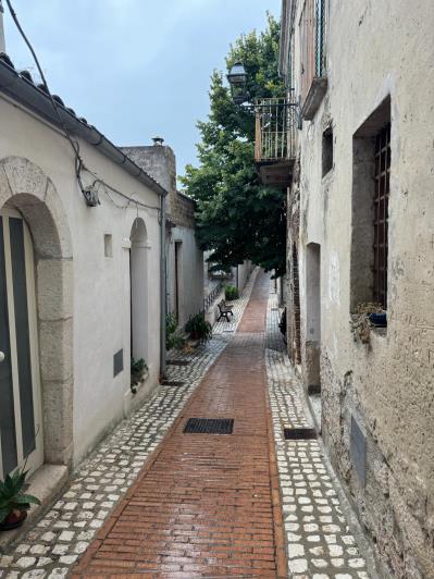 Image No.28-2 Bed Townhouse for sale