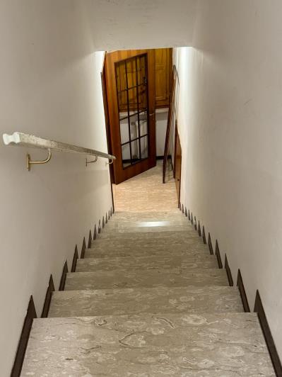 Image No.25-2 Bed Townhouse for sale