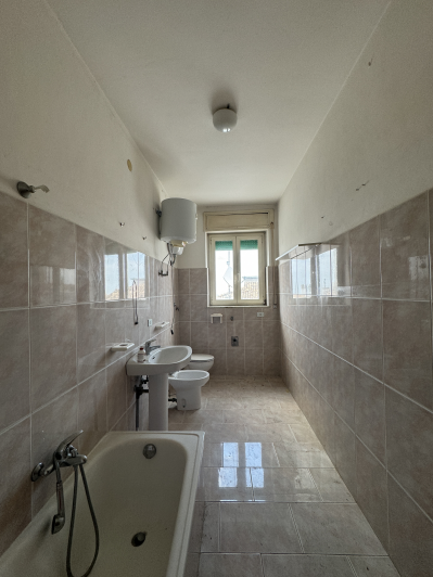 Image No.44-4 Bed Townhouse for sale