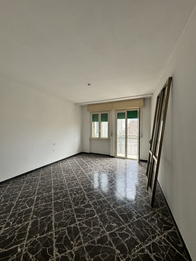 Image No.26-4 Bed Townhouse for sale