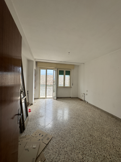 Image No.27-4 Bed Townhouse for sale