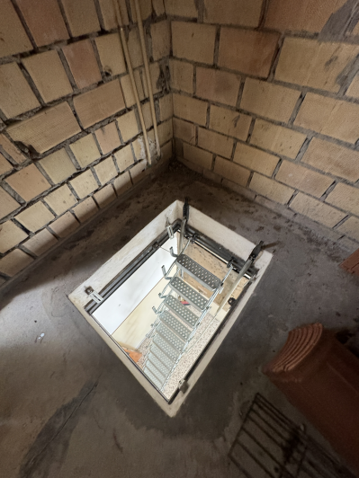 Image No.49-4 Bed Townhouse for sale