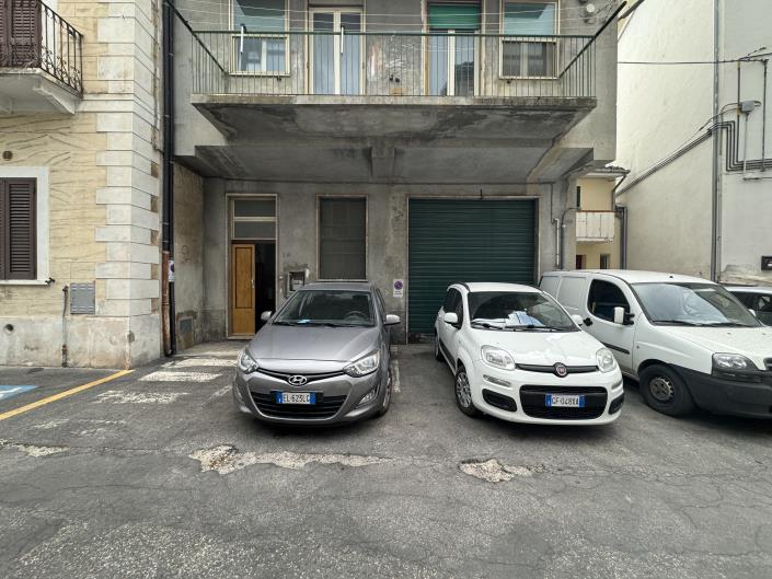 Image No.60-4 Bed Townhouse for sale