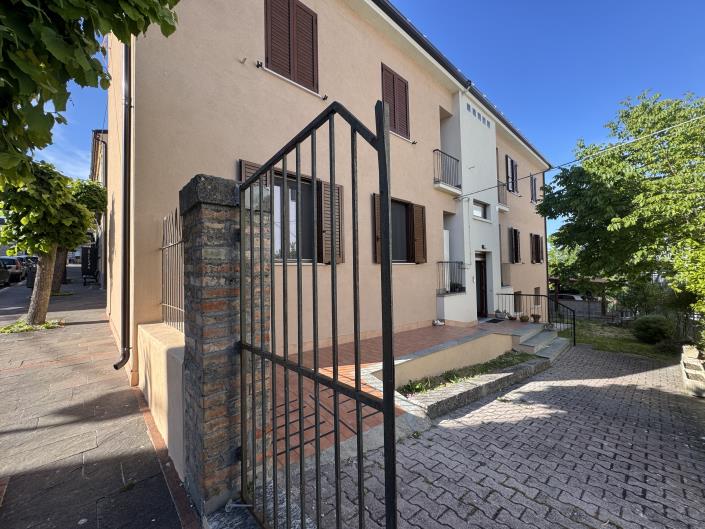 Image No.41-2 Bed Apartment for sale