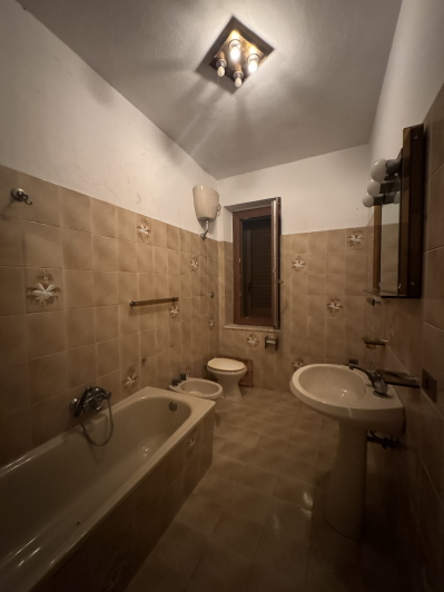 Image No.33-2 Bed Apartment for sale