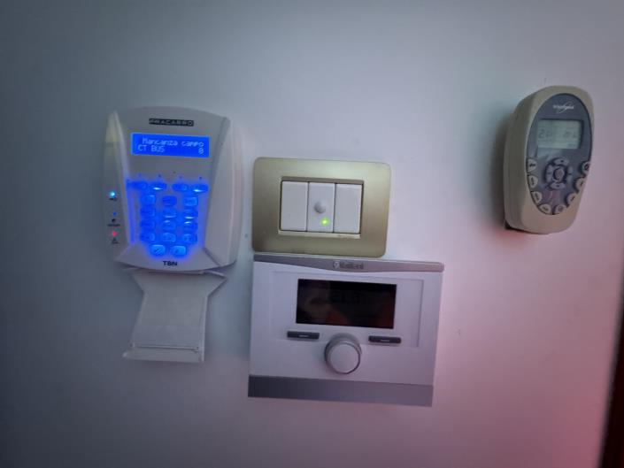 Image No.20-2 Bed Apartment for sale