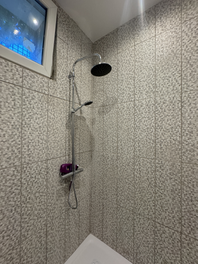 Image No.8-2 Bed House for sale